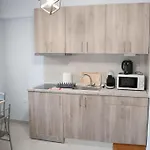 Mina\'S Spacious Apt : June \'23 Renovated