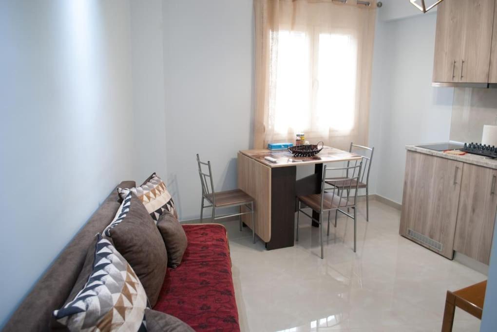 Mina's Spacious : June '23 Renovated Apartment *